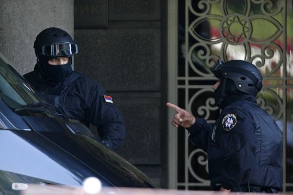 Policii se podařilo po několika hodinách muže zadržet